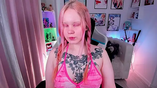 AnnieVibe online show from March 18, 5:38 pm