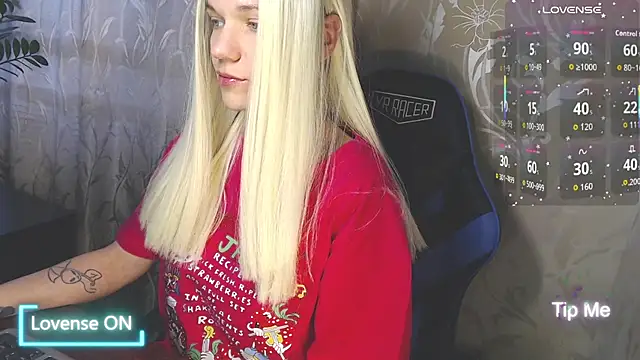 Shiny Victoria online show from April 15, 10:33 am