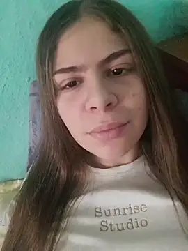 miraevelina online show from February 2, 1:32 pm