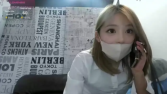 erinaka123 online show from February 23, 12:02 pm