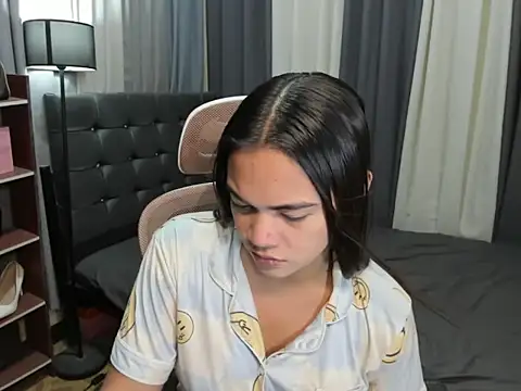 Snapshot of TinyCock_Rein chatting on March 4, 4:57 pm TinyCock Rein online show from March 4, 4:57 pm