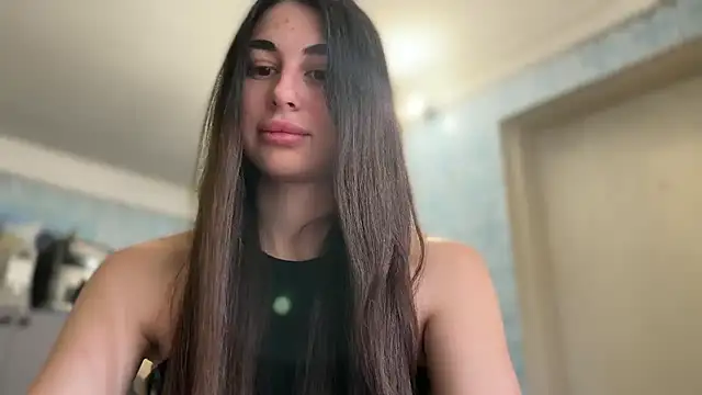 LiluMartiznir online show from May 13, 6:00 am
