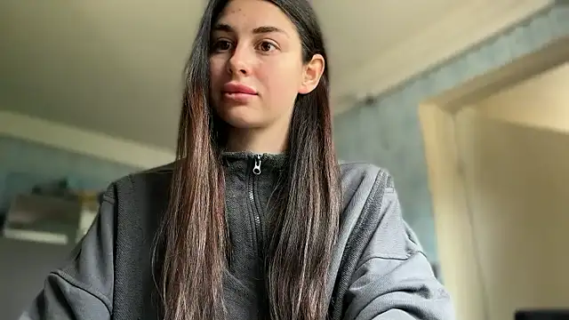LiluMartiznir online show from May 14, 11:06 am