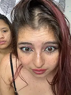 Snapshot of Vilu_and_Xuxi_ chatting on March 9, 10:36 pm Vilu and Xuxi online show from March 9, 10:36 pm