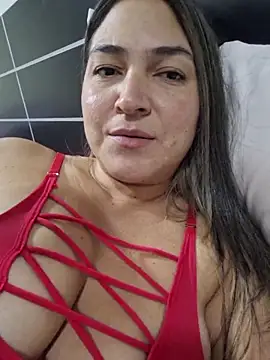 Snapshot of Grecia00x chatting on March 3, 1:45 am Grecia00x online show from March 3, 1:45 am