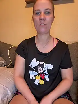 Snapshot of VanesaSeduce chatting on February 7, 4:33 pm VanesaSeduce online show from February 7, 4:33 pm