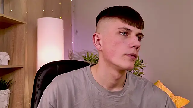 Snapshot of Rony_Joy chatting on February 16, 7:21 pm Rony Joy online show from February 16, 7:21 pm