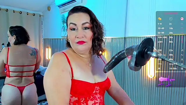 nazly bigass online show from April 9, 8:14 pm