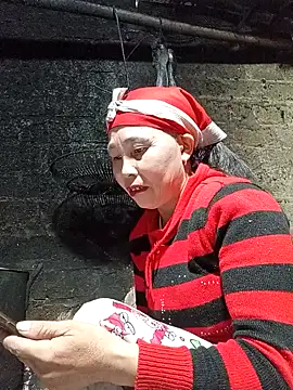 lena-cute online show from March 9, 1:20 am