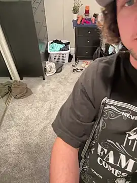 xxlivecouple online show from March 1, 6:37 am