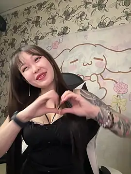 Snapshot of YukiiTYAN chatting on February 24, 3:32 pm YukiiTYAN online show from February 24, 3:32 pm