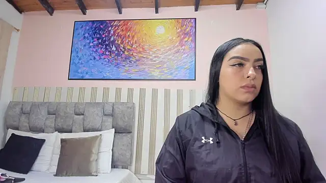 nina glow online show from April 20, 11:13 am