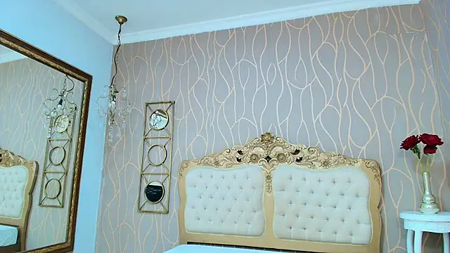 Snapshot of meganrousx chatting on February 14, 12:02 pm meganrousx online show from February 14, 12:02 pm