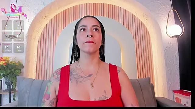 violet scott  online show from July 11, 11:24 am