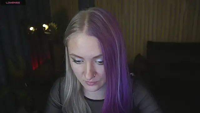 DramaQuenns online show from February 27, 6:57 am