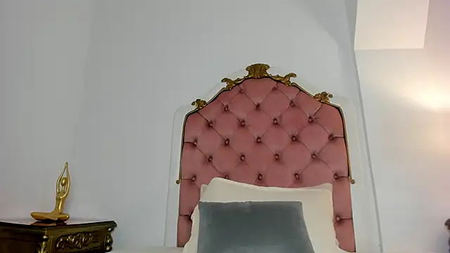 Snapshot of amaia_6 chatting on April 24, 7:05 pm amaia 6 online show from April 24, 7:05 pm