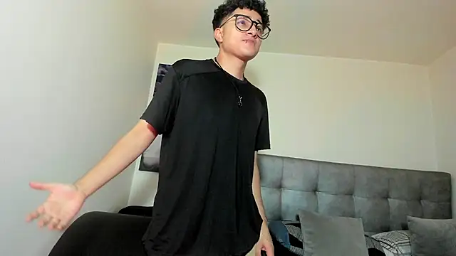 Adonibaskerville4 online show from March 24, 1:49 pm