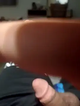 Snapshot of Al-Hari chatting on February 4, 1:22 am Al-Hari online show from February 4, 1:22 am