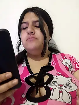 Snapshot of Hammys-stevee chatting on February 14, 12:29 am Hammys-stevee online show from February 14, 12:29 am