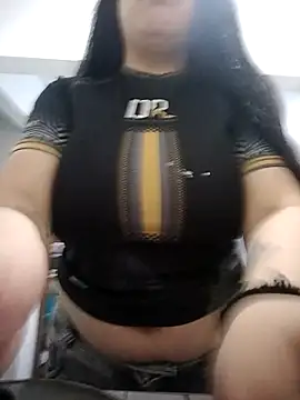 Snapshot of Hammys-stevee chatting on February 27, 2:44 am Hammys-stevee online show from February 27, 2:44 am