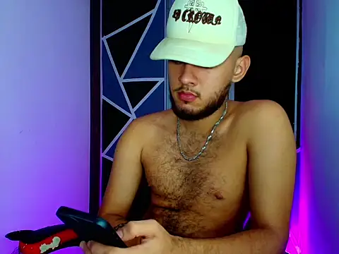 Sebolaz333 online show from June 17, 5:43 am