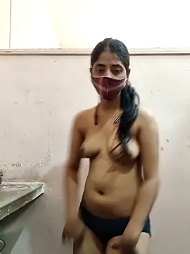 Kitti-Sharma online show from May 19, 6:42 am