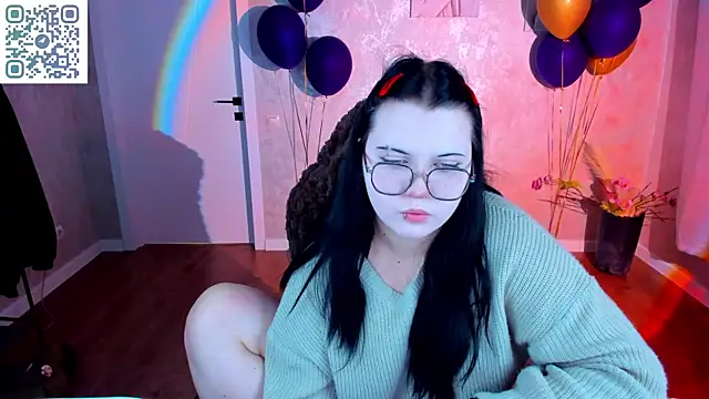 Kira G0ld online show from April 16, 1:12 pm