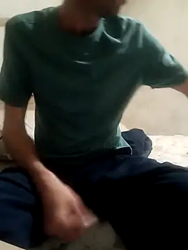 Snapshot of Lamich chatting on April 4, 9:23 pm Lamich online show from April 4, 9:23 pm