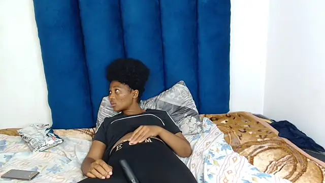 Snapshot of ForeverSexy_ chatting on February 26, 8:08 pm ForeverSexy online show from February 26, 8:08 pm