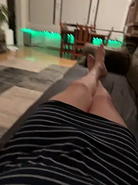 Snapshot of hungryMaya chatting on February 28, 10:44 pm hungryMaya online show from February 28, 10:44 pm