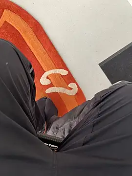 Snapshot of hungryMaya chatting on March 4, 3:51 pm hungryMaya online show from March 4, 3:51 pm