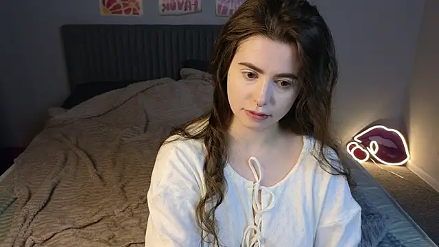 LovingWhisperr online show from February 20, 1:13 am