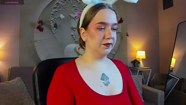 Snapshot of RachelDiRose chatting on February 24, 3:37 am RachelDiRose online show from February 24, 3:37 am