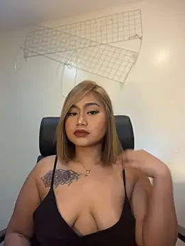 Snapshot of vien_pussy69 chatting on June 30, 2:18 pm vien pussy69 online show from June 30, 2:18 pm