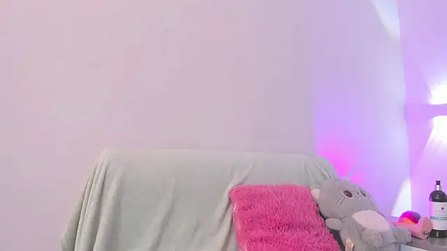 AllanaRosee online show from July 15, 11:26 am