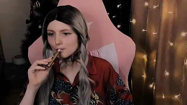 Snapshot of Onyxix chatting on February 4, 7:53 pm Onyxix online show from February 4, 7:53 pm