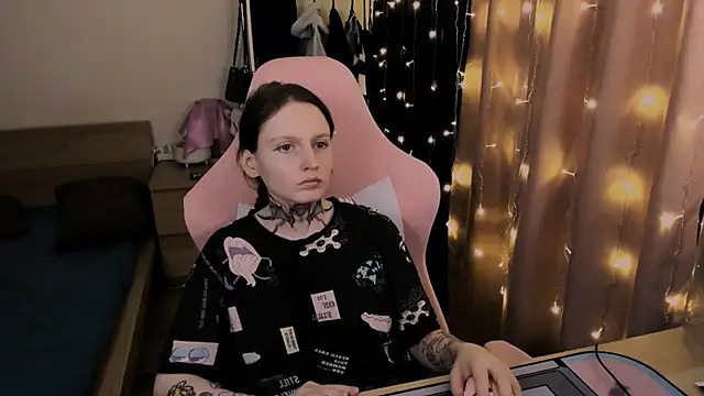 Snapshot of Onyxix chatting on March 14, 7:19 pm Onyxix online show from March 14, 7:19 pm