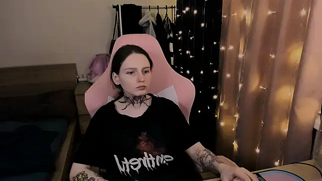 Snapshot of Onyxix chatting on March 16, 6:01 pm Onyxix online show from March 16, 6:01 pm