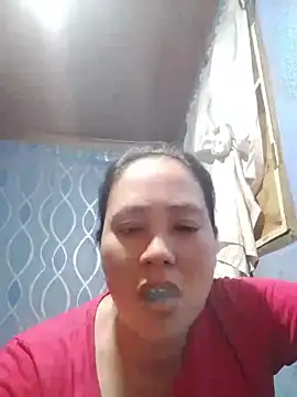 Snapshot of May_Bombs chatting on June 27, 10:53 am May Bombs online show from June 27, 10:53 am