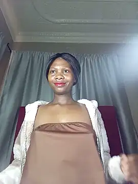 PussyFarrie online show from June 5, 6:52 am