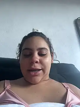 Adriputinha online show from May 4, 7:43 pm