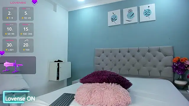 Valentina Rujano online show from March 17, 2:38 am