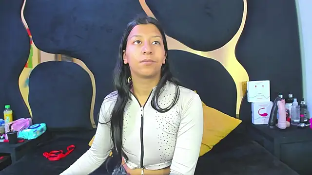 Vaneline2 online show from July 11, 2:42 pm