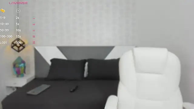 Snapshot of Mia_rivers__ chatting on February 4, 7:20 pm Mia rivers online show from February 4, 7:20 pm