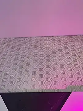 Snapshot of Mia_rivers__ chatting on July 17, 7:41 pm Mia rivers online show from July 17, 7:41 pm