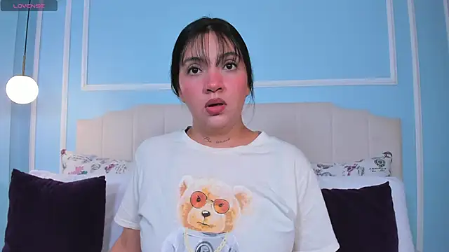 Snapshot of ashley_foox chatting on February 21, 2:56 am ashley foox online show from February 21, 2:56 am