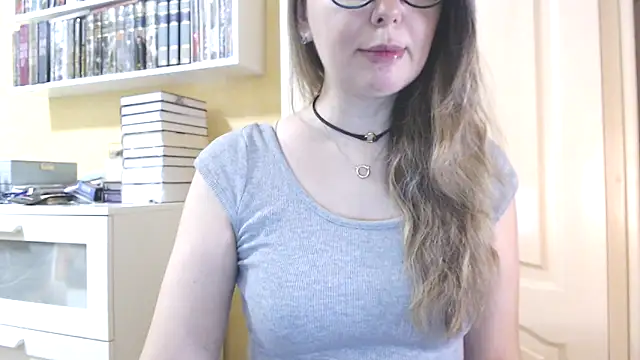 Snapshot of Tasiya chatting on February 19, 10:22 am Tasiya online show from February 19, 10:22 am