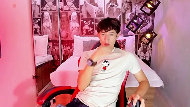 Snapshot of Christian_Foxx chatting on February 24, 1:53 pm Christian Foxx online show from February 24, 1:53 pm