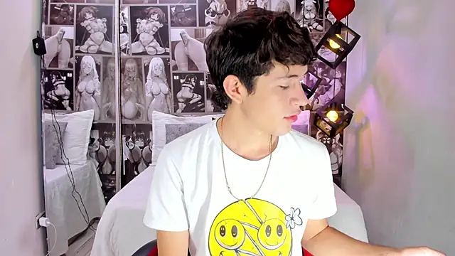 Snapshot of Christian_Foxx chatting on February 27, 1:22 pm Christian Foxx online show from February 27, 1:22 pm