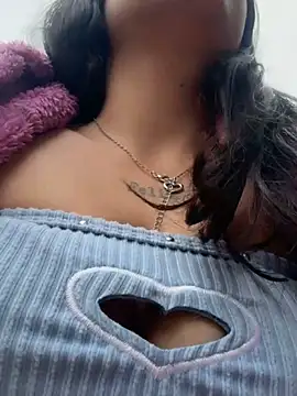 Snapshot of BabyKathy chatting on February 23, 6:27 pm BabyKathy online show from February 23, 6:27 pm